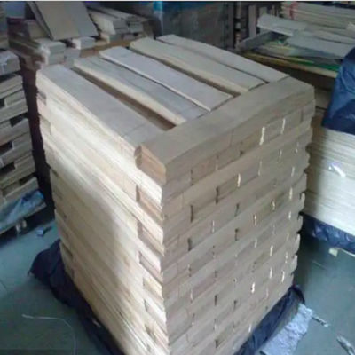 Smooth White Oak Veneer Sheets , 0.45mm Crown Cut Veneer Natural For Decoration